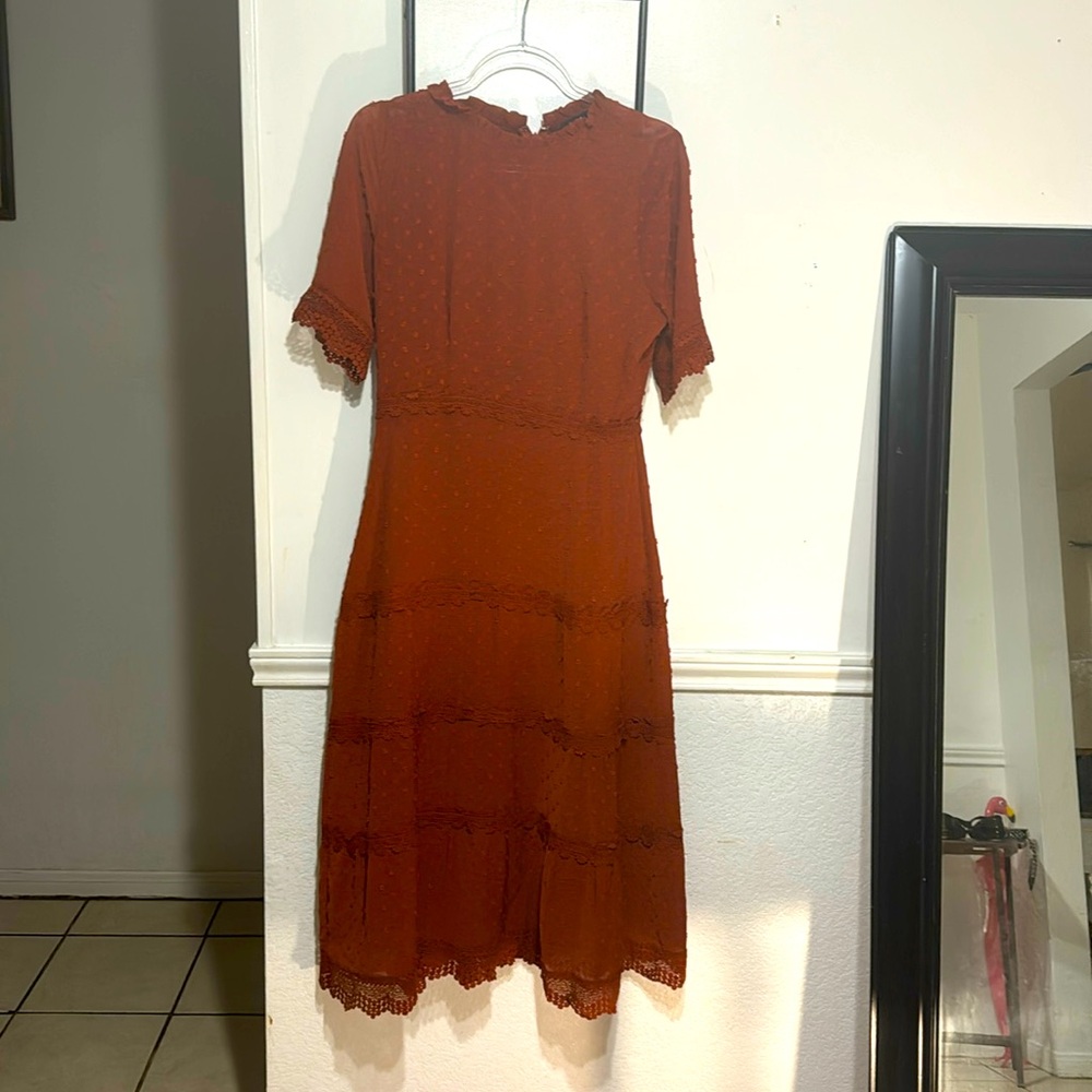 Worn one time Lulus dress. Zipper in the back